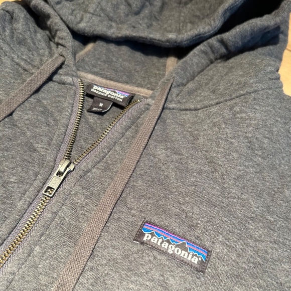 Patagonia Organic Cotton Quilt Full-Zip Hoodie - Men's Medium, in Charcoal - Picture 3 of 11